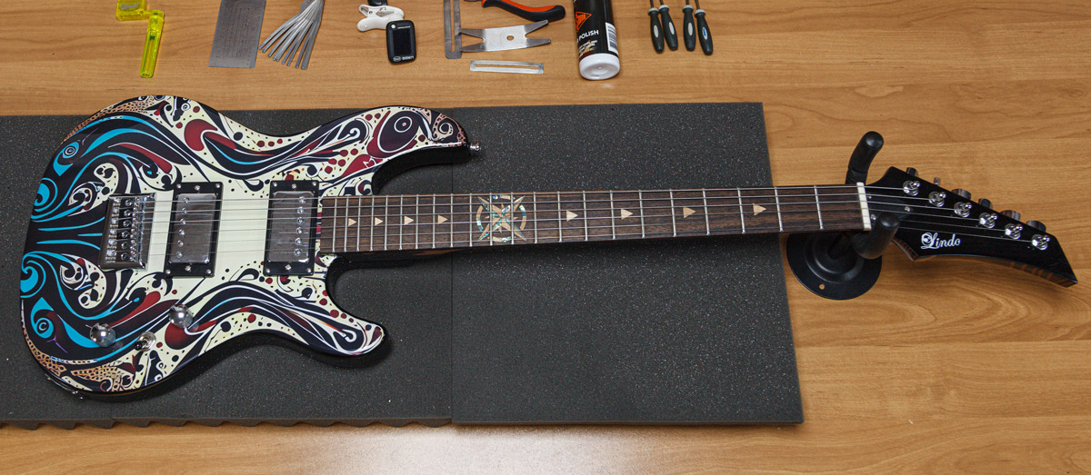 Lindo-Sahara-Electric-Guitar-Setup