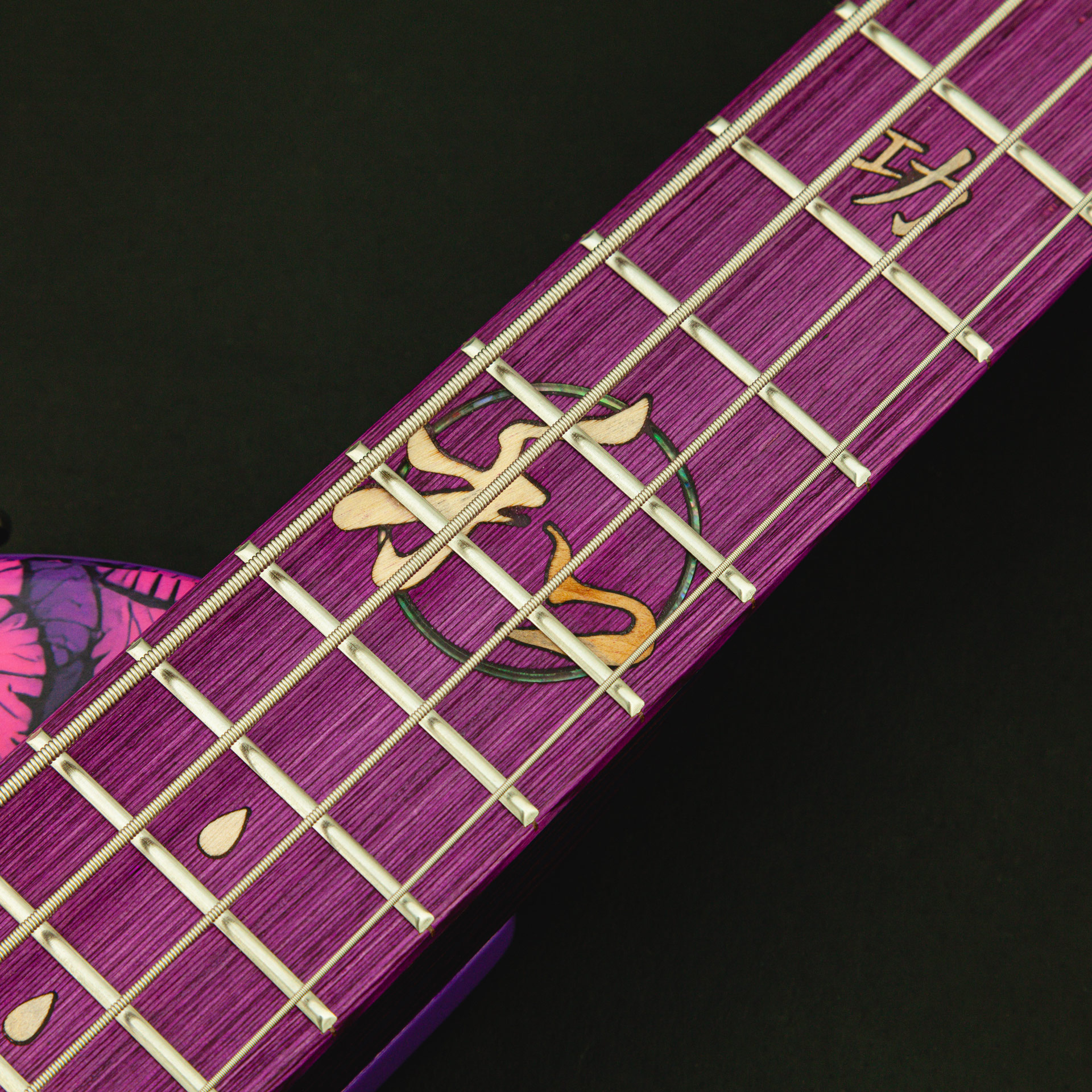 Lindo-Kawa-Electric-Bass-Travel-Guitar-Inlay